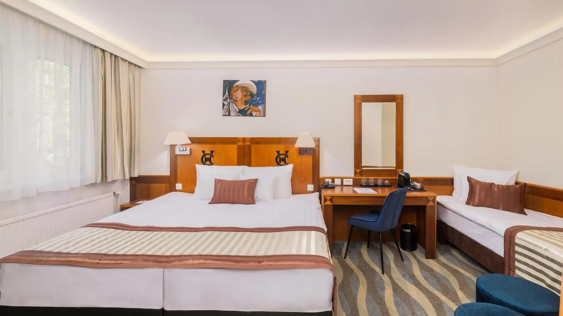 Carlton Hotel Buda Castle بودابست المجر