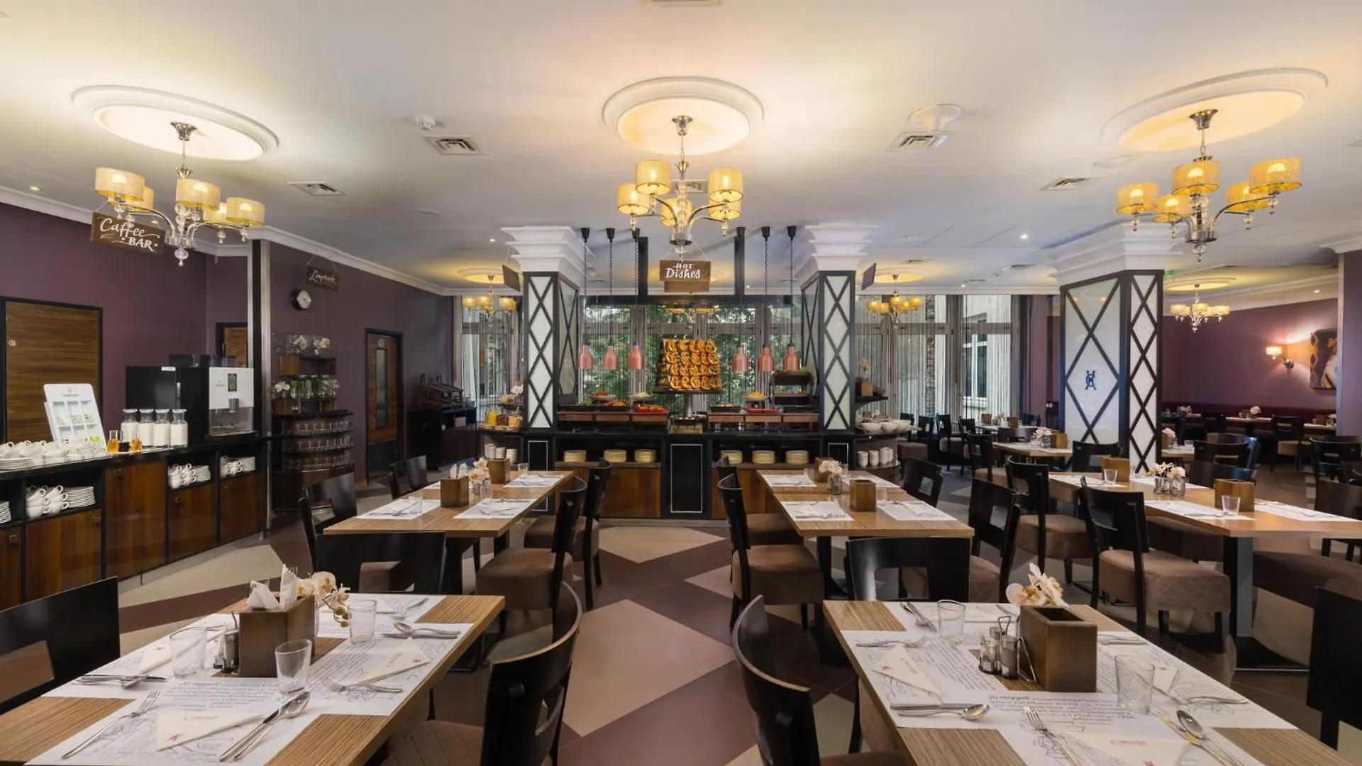 Carlton Hotel Buda Castle بودابست